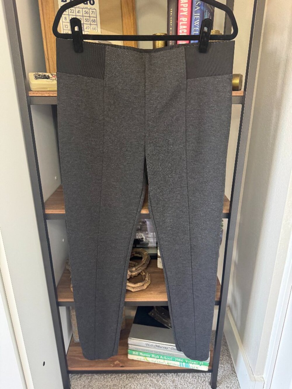Ann Taylor Dark Gray Ponte Leggings - Size L